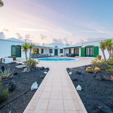 Villa Milan Puerto del Carmen  Luaran gambar