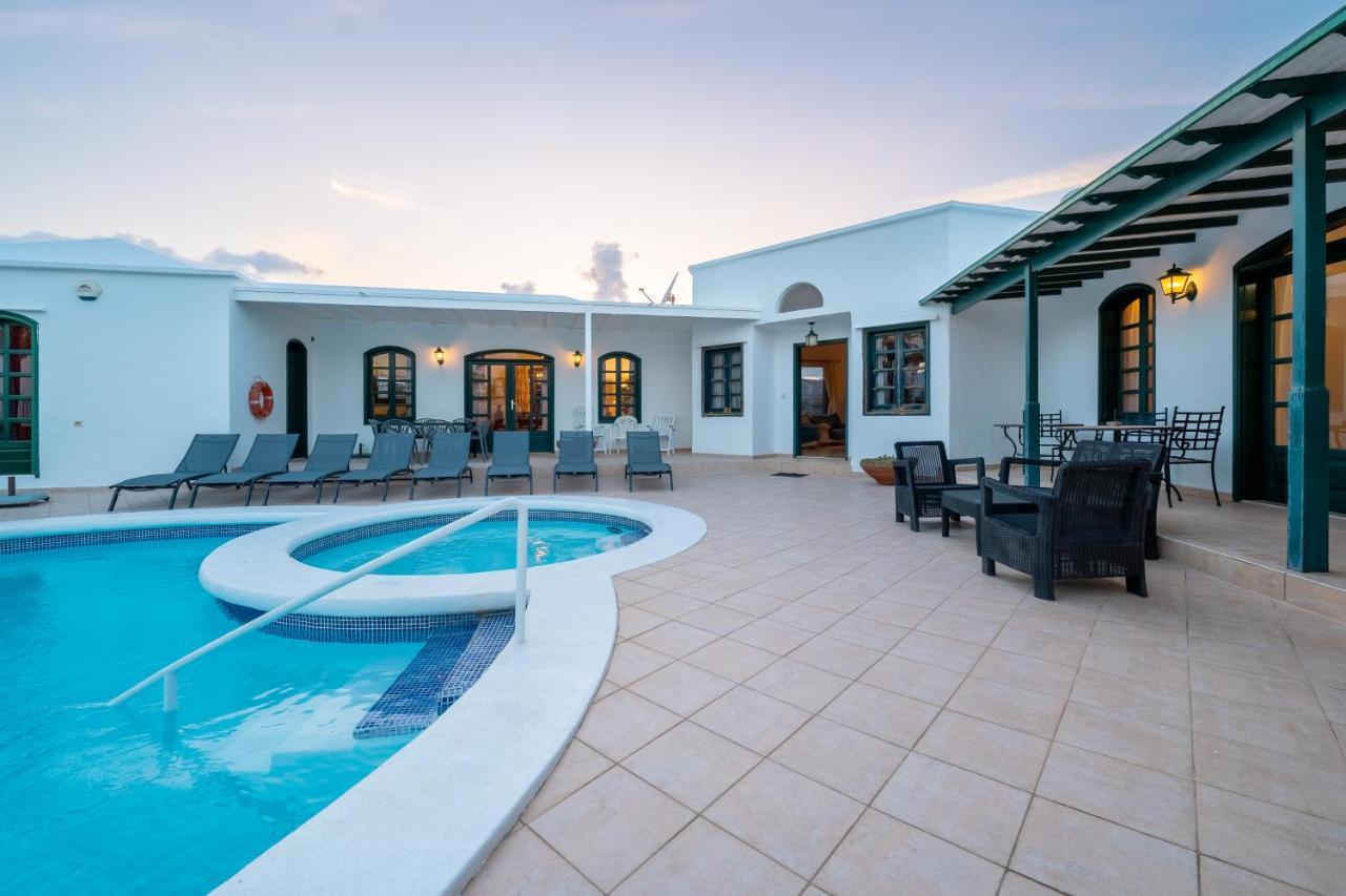 Villa Milan Puerto del Carmen  Luaran gambar