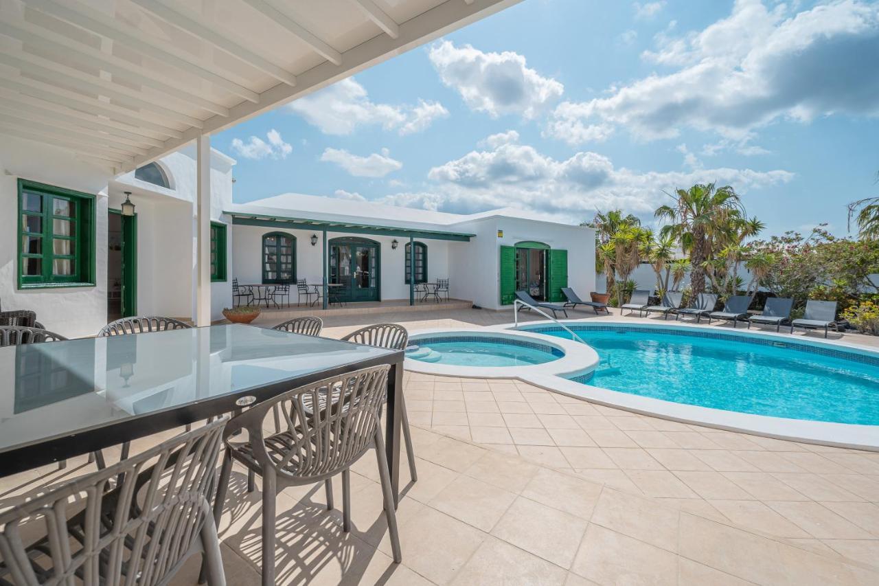 Villa Milan Puerto del Carmen  Luaran gambar