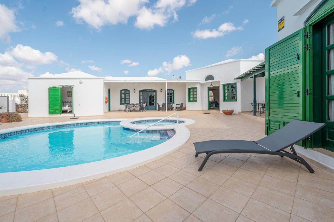 Villa Milan Puerto del Carmen  Luaran gambar